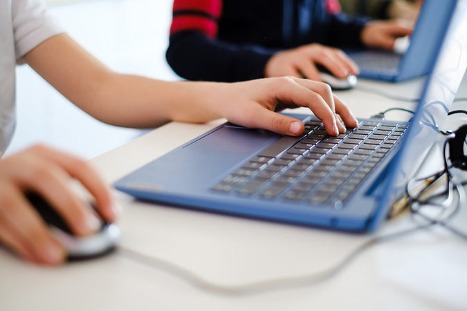Top tips to keep your kids safe online